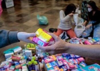 Prefeitura vai distribuir absorventes para meninas e mulheres de 11 a 49 anos