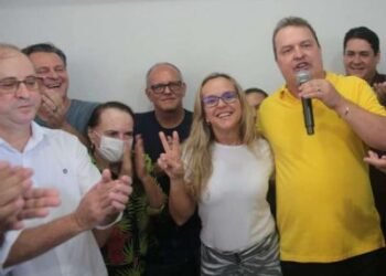 Médica não abre mão de pré-candidatura ao Senado, mas aceita Geller como suplente