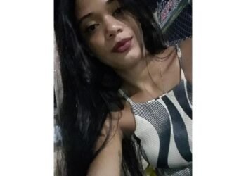 Jovem segue internada em estado gravíssimo