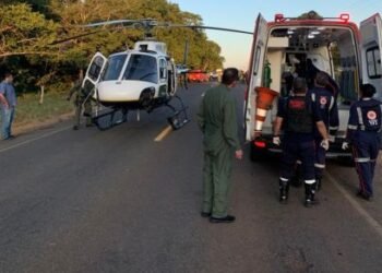 Idosa de 73 anos é resgatada de helicóptero após grave acidente