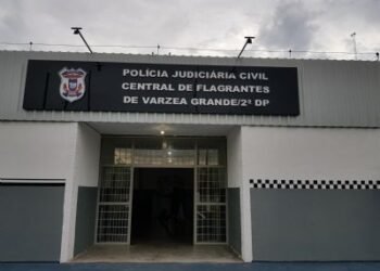 Mulher quase é estuprada pelo genro e outro homem em Várzea Grande