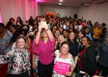 Márcia Pinheiro coordena maior conjunto de ações em prol da mulher da história