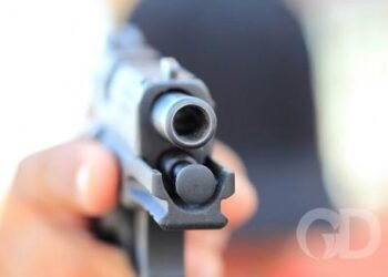 Duas mulheres são assassinadas e homem fica ferido em ‘fumódromo’