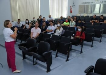 Assistência Social capacita servidores para acolhimento da população LGBTQIA+