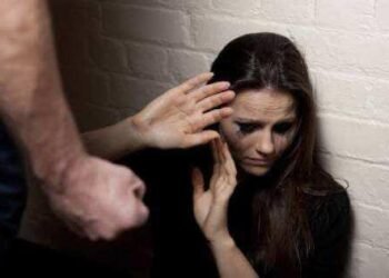 Sorriso: Jovem apanha do namorado após encontrá-lo com outra dentro de casa