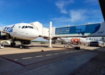 Estudo mostra que faltam mulheres negras em companhias aéreas do país