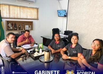 Prefeitura recebe Comitê de Mulheres do Sicredi