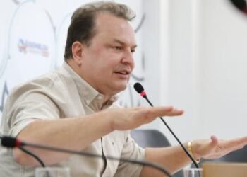 ‘Sociedade tem cobrado isso’, diz Russi sobre PL que prevê cota para mulheres em cargos de chefia