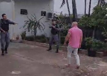 Valentão agride esposa, resiste a prisão e é baleado por policiais em MT