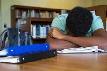 Governo cria regras para acolhimento de crianças ameaçadas