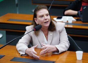 Comissão aprova projeto que obriga serviço de saúde a comunicar autoridades sobre casos de violência