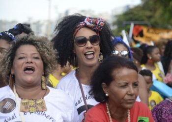 Racismo afeta saúde desde o nascimento até a morte, diz especialista