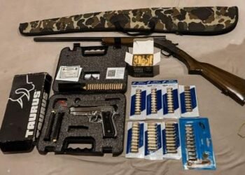 Dupla é presa acusada de matar 4 pessoas e estuprar gestante em garimpo