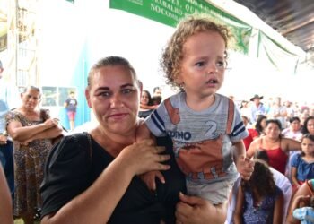 “Sempre morei de aluguel e agora tenho casa própria para morar com meus meus filhos”, afirma beneficiária do programa