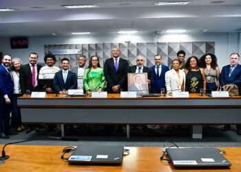 Indicação de mulher negra ao STF é defendida em audiência