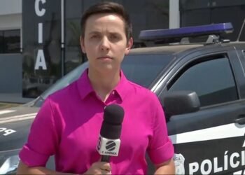 Conheça Letícia Paris e os desafios que enfrentou para seguir no jornalismo