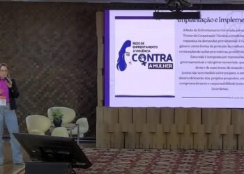 Boas práticas para combater violência doméstica de Lucas do Rio Verde são apresentadas na capital