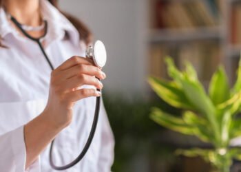 Pesquisa foi feita com 1,4 mil profissionais de todo o Brasil