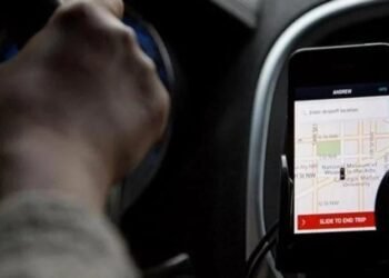 Passageira pula de carro em movimento após motorista de aplicativo cometer estupro