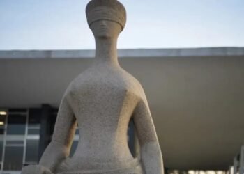 Judiciário avança em decisões voltadas às mulheres, mas ainda descumpre protocolo