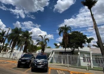 Homem é preso em flagrante pela Polícia Civil após quebrar casa de ex-namorada e fazer ameaças