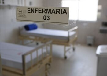 Mãe de natimorto deve ter direito a ala separada na maternidade, prevê projeto