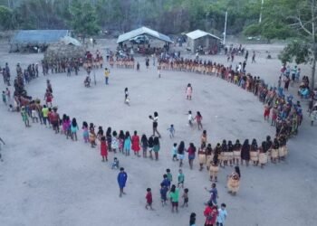 Documentário mostra transição da infância para vida adulta de mulheres Nambikwara