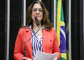 Projeto permite que o Ministério Público requisite dados de redes sociais de agressor de mulher