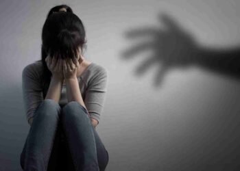 “Prisão Preventiva para Homem que Abusou Sexualmente da Enteada: Impacto Profundo na Comunidade de Nova Lacerda”