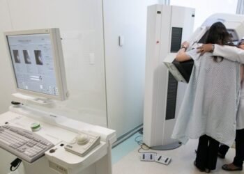 Comissão aprova projeto que cria campanha de check-up feminino no SUS