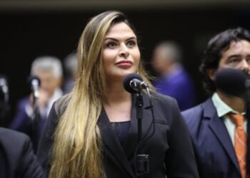 Aprovada urgência para projeto que cria cadastro de condenados por violência contra a mulher