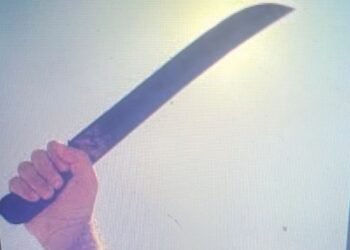 Homem agride companheira com facão em Cuiabá e alega ciúme