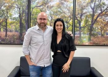 Primeira-dama assume vaga na AL durante licença de Beto Dois a Um