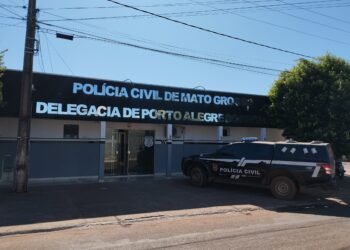 Foragido por estupro de vulnerável e tráfico de drogas é preso após agredir a própria mãe