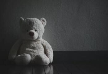 Homem é preso por estuprar a própria filha de 4 anos