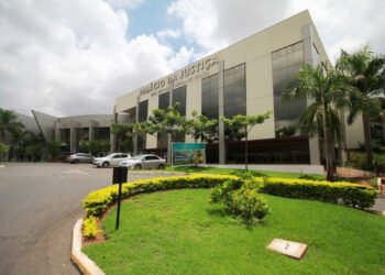 Justiça determina que empresa retire nome de uma mulher do cadastro de inadimplentes