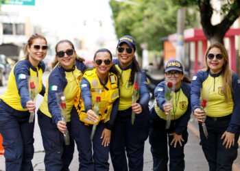 Semob faz blitz educativa em homenagem ao Dia Internacional da Mulher