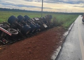Caminhoneiro foragido há 19 anos por assassinar a esposa morre em acidente na MT-170