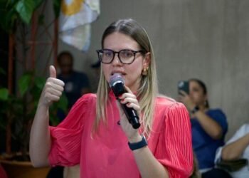 Filha de Fávaro diz estar à disposição e deve disputar vaga na AL