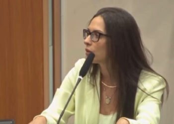 Janaina diz que não deve nada à Justiça Eleitoral