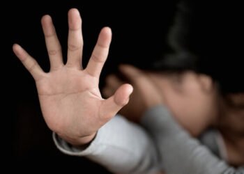 Após pedir R$ 10, homem tenta estuprar mulher em MT