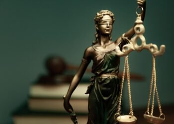 Filho de vítima atua no Júri e contribui para condenação de réus