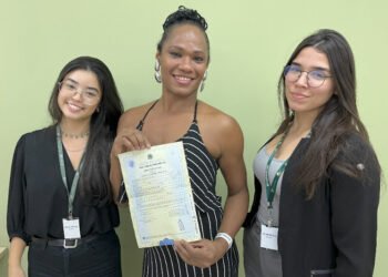 Com apoio da DPEMT, mulheres trans retificam nome e gênero e celebram dignidade no Mês do Orgulho