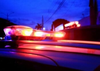 Homem mantém mulher em cárcere, agride e tenta matá-la com vazamento de gás na frente do filho