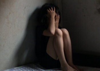 Maníaco é preso por manter ‘relacionamento’ com adolescente de 13 anos