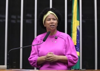 Câmara aprova projeto que prevê teste genético para risco de câncer