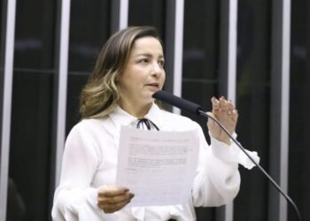 Câmara aprova projeto que prevê licença menstrual de até dois dias