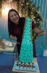 Com apoio de programa, jovem projeta expandir confeitaria de suspiros lindos e deliciosos