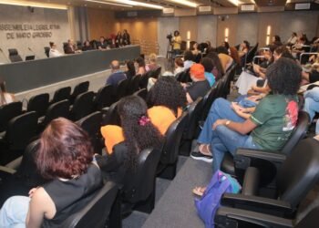 ALMT promove debate sobre protagonismo feminino na ciência