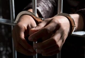 Homem é preso por bater na ex-companheira por não aceitar término